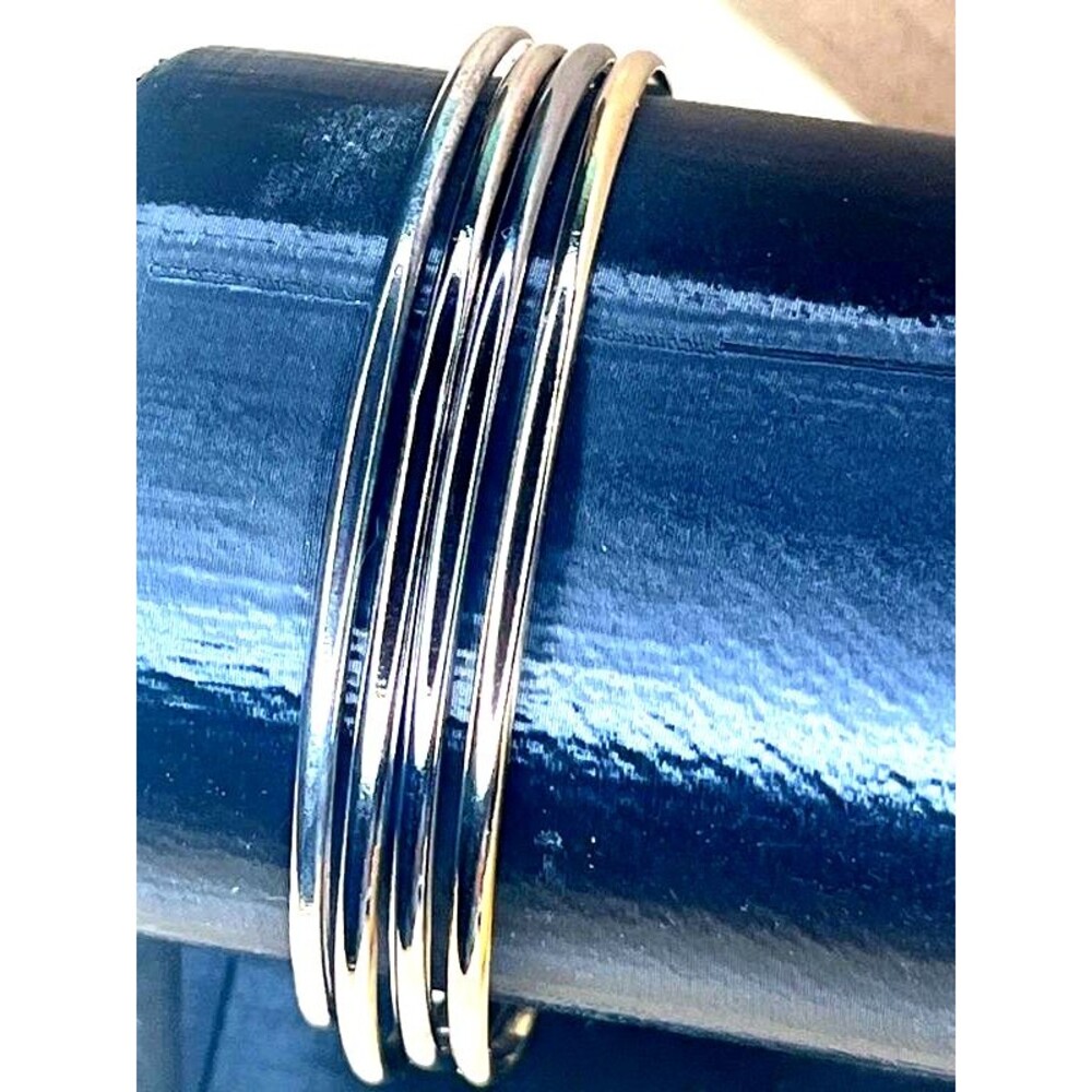 Vintage 4 Piece Bangle Bracelet Set